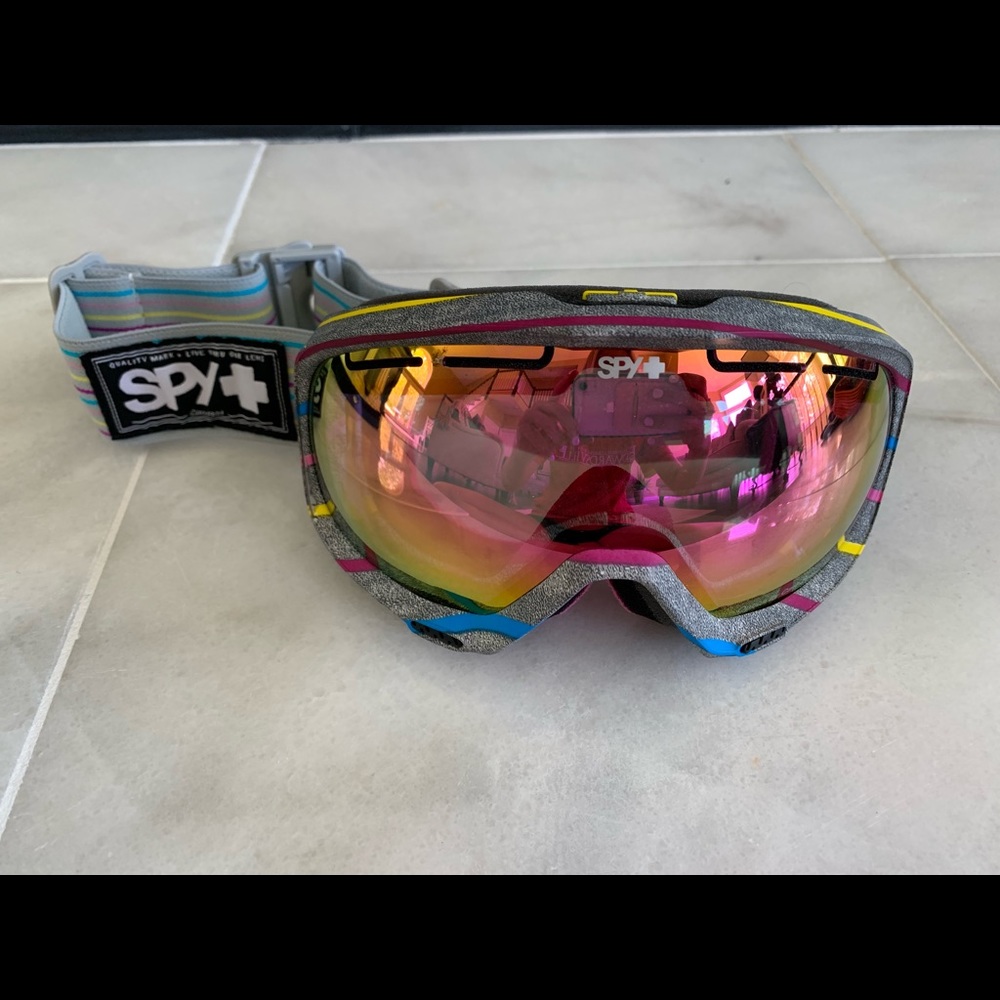 Women’s Spy Snow Goggles